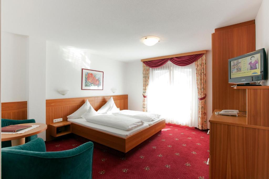 Hotel Tirolerhof แซร์เฟาส์ ห้อง รูปภาพ