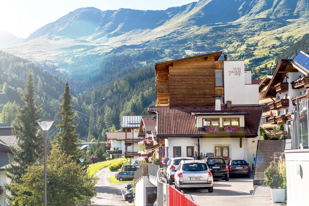 Hotel Tirolerhof แซร์เฟาส์ ภายนอก รูปภาพ