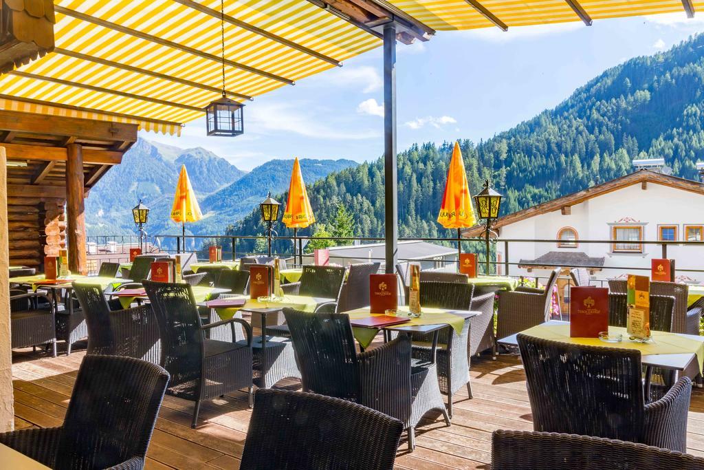 Hotel Tirolerhof แซร์เฟาส์ ภายนอก รูปภาพ